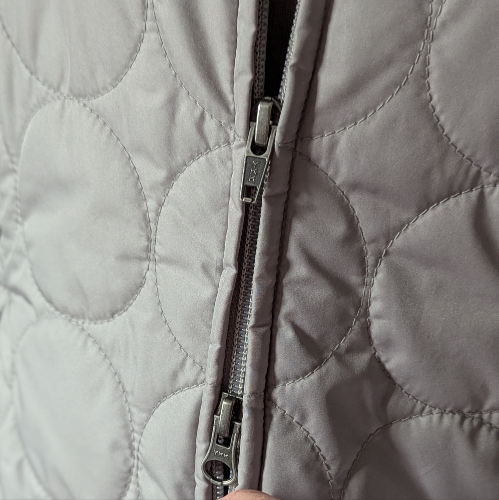 Patagonia Fitted Quilted Gray Coat - Picture 8 of 10